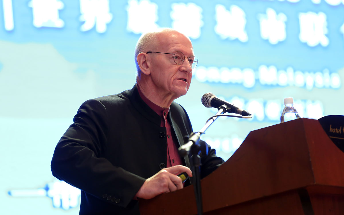 Mr. Andrew Jones, Chairman, Pacific Asia Travel Association, Delivering a Speech