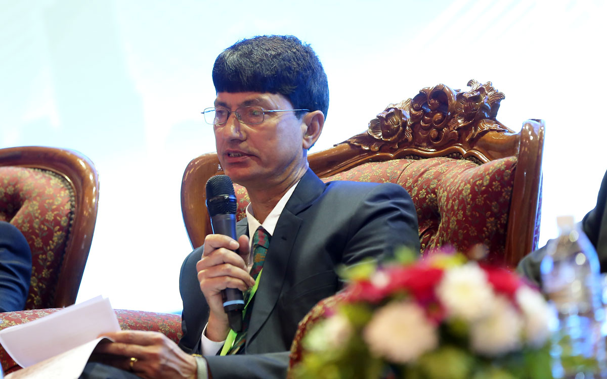 Mr. Narayan Babu Bhattarai, Director of Kathmandu Metropolitan City Office, speaking at the Panel Discussion Part 1
