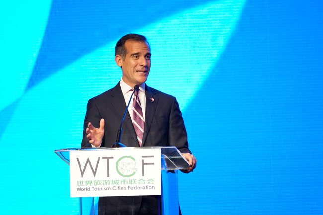 World Tourism City Development Shifts to High Gear in the New Era of Globalization -- 2017 WTCF Los Angeles Fragrant Hills Tourism Summit Kicks Off