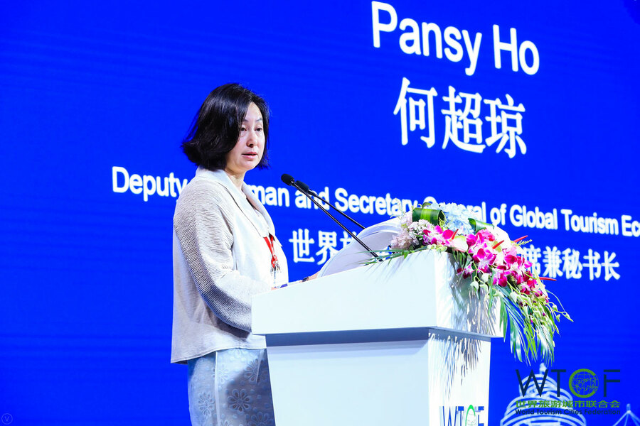 Pansy Ho, Secretary General&Deputy Chairman, deliverers keynote speech at the opening ceremony