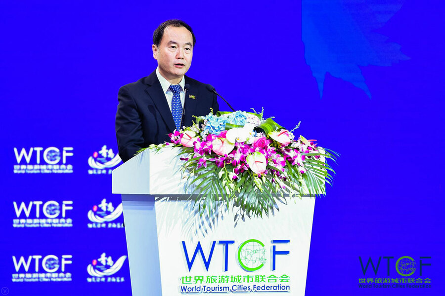 Song Yu, WTCF Secretary-General, deliverers keynote speech at the opening ceremony
