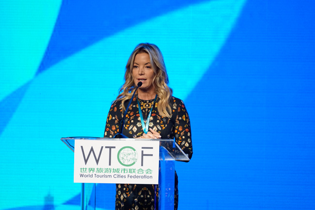 World Tourism City Development Shifts to High Gear in the New Era of Globalization -- 2017 WTCF Los Angeles Fragrant Hills Tourism Summit Kicks Off