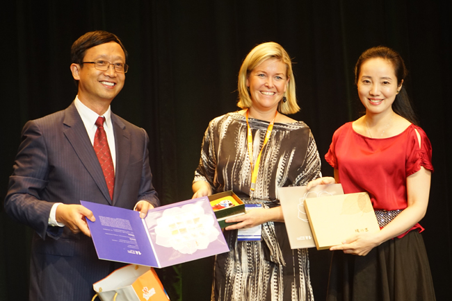 Beijing and Chongqing Attend the Tourism Presentation